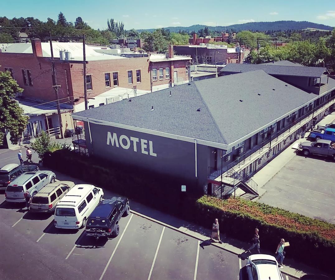 Monarch Motel Moscow Bagian luar foto